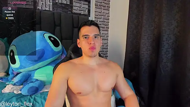 leyton flex online show from January 17, 2025, 2:39 am