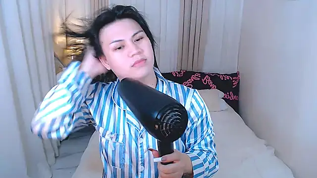 Mimi Cums online show from November 1, 2025, 4:25 am