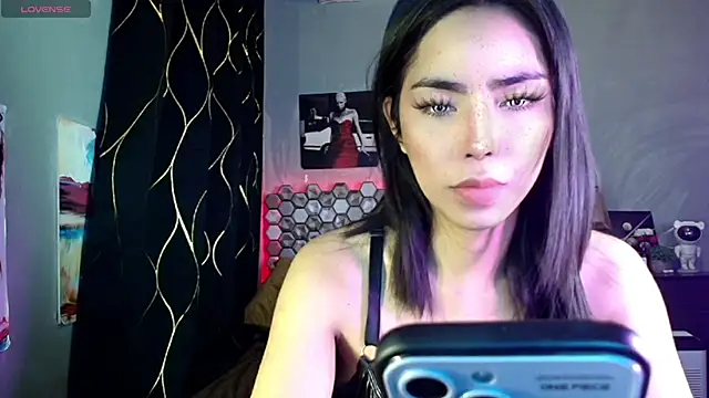 Snapshot of Hot_Metallica69 chatting on May 2, 2026, 12:21 pm Hot Metallica69 online show from May 2, 2026, 12:21 pm