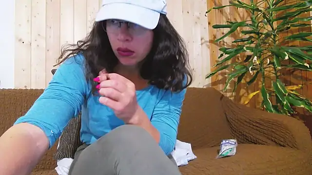 SquirtyMellissaLabia online show from November 16, 2025, 5:46 am