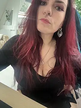 LunaMoongirl online show from February 10, 2026, 2:54 pm