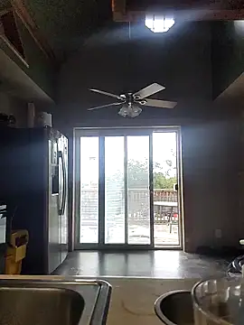 AriannaPena online show from October 5, 2025, 9:45 pm