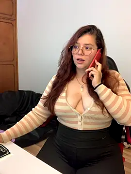 Snapshot of kayortiiz chatting on September 24, 2025, 2:48 am kayortiiz online show from September 24, 2025, 2:48 am