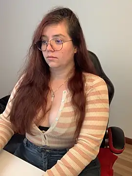 Snapshot of kayortiiz chatting on September 26, 2025, 2:37 am kayortiiz online show from September 26, 2025, 2:37 am