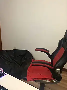 Snapshot of kayortiiz chatting on October 27, 2025, 12:26 am kayortiiz online show from October 27, 2025, 12:26 am