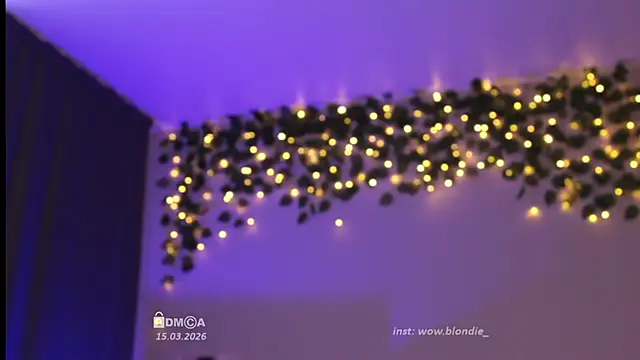 Blondie Bunny online show from March 15, 2026, 3:34 am