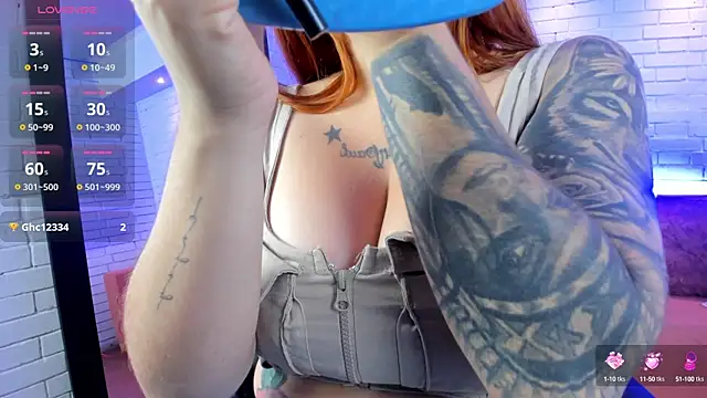 Snapshot of kimbrownn chatting on October 3, 2025, 1:19 pm kimbrownn online show from October 3, 2025, 1:19 pm