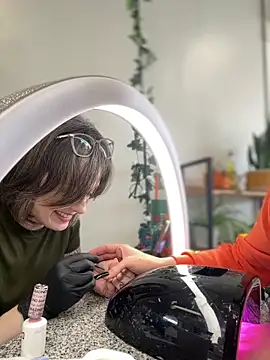 Snapshot of annablisss chatting on February 18, 2025, 5:21 pm annablisss online show from February 18, 2025, 5:21 pm