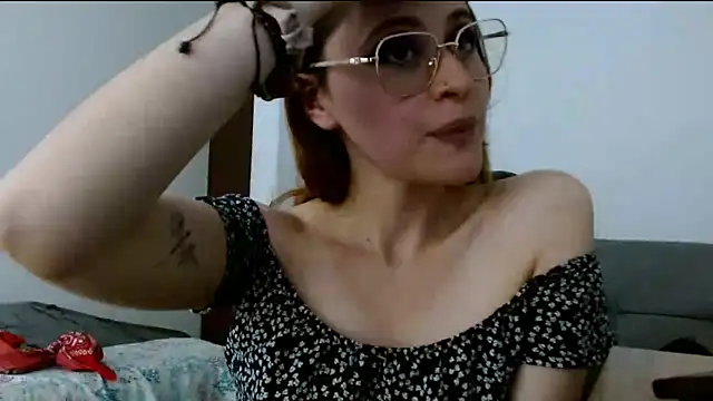 Juls winter  online show from April 15, 2026, 7:21 pm