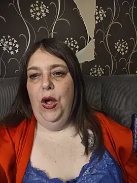 Snapshot of HouseWifeWhore_Milf chatting on May 24, 2026, 10:15 pm HouseWifeWhore Milf online show from May 24, 2026, 10:15 pm