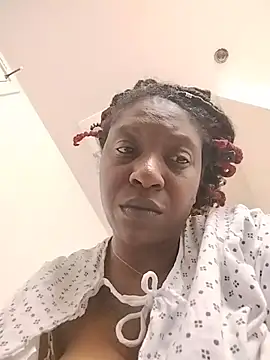 markquanna online show from October 31, 2025, 4:57 am