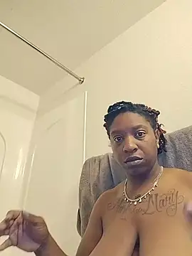 markquanna online show from November 7, 2025, 8:03 am