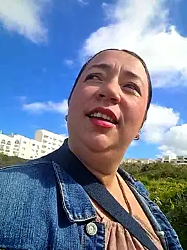 Snapshot of isabella_rossse chatting on February 25, 2026, 12:48 pm isabella rossse online show from February 25, 2026, 12:48 pm