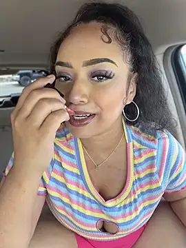 Snapshot of CarmelaAnthony chatting on April 19, 2026, 8:11 pm CarmelaAnthony online show from April 19, 2026, 8:11 pm