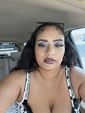Snapshot of CarmelaAnthony chatting on May 5, 2026, 7:44 pm CarmelaAnthony online show from May 5, 2026, 7:44 pm