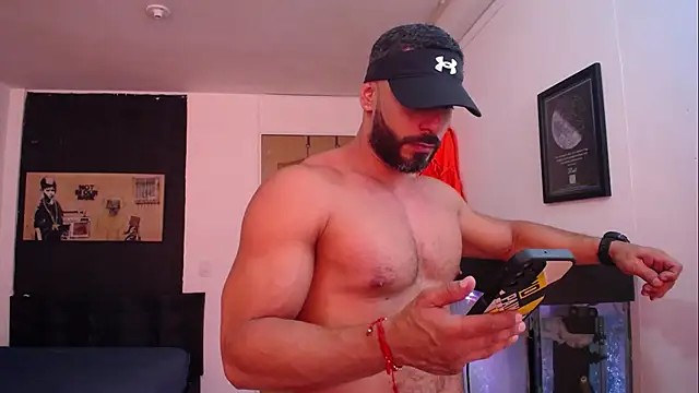 romeolovedark online show from January 7, 2025, 2:19 pm