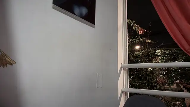 romeolovedark online show from September 29, 2025, 12:27 am