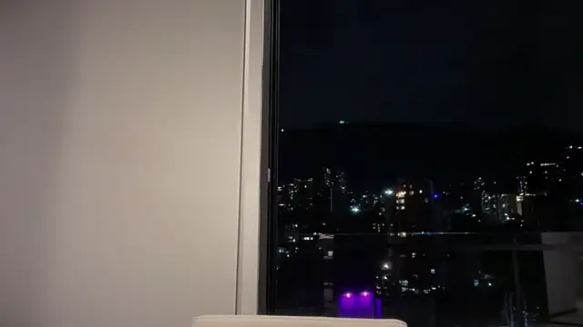 romeolovedark online show from October 3, 2025, 11:35 pm