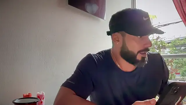 romeolovedark online show from November 8, 2025, 9:57 pm