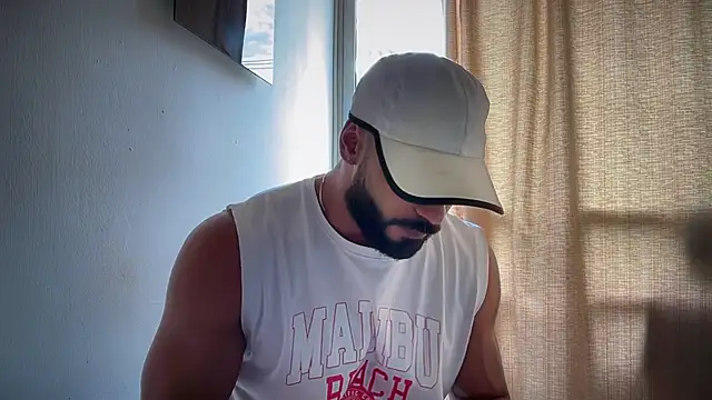 romeolovedark online show from March 25, 2026, 4:46 pm