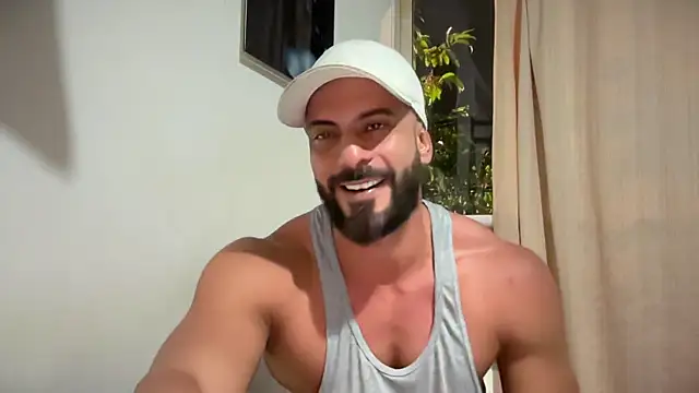 romeolovedark online show from April 7, 2026, 3:51 am