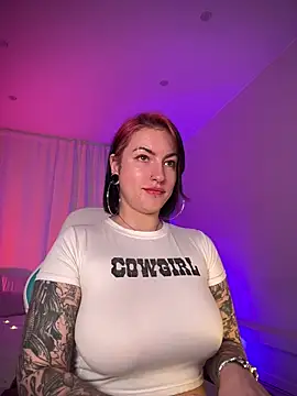 IvyHoney online show from January 26, 2025, 10:12 am