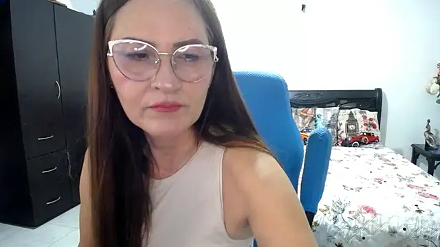 Snapshot of Xiimen chatting on November 10, 2025, 11:04 pm Xiimen online show from November 10, 2025, 11:04 pm