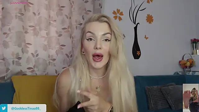Goddess Tina online show from September 20, 2025, 2:51 pm