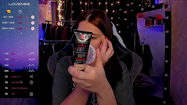 Snapshot of dj_eban_ chatting on December 20, 2024, 3:03 am dj eban online show from December 20, 2024, 3:03 am