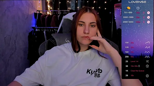 Snapshot of dj_eban_ chatting on December 21, 2024, 5:03 am dj eban online show from December 21, 2024, 5:03 am