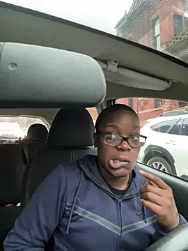 ChocolateBuns101 online show from December 17, 2024, 12:54 pm