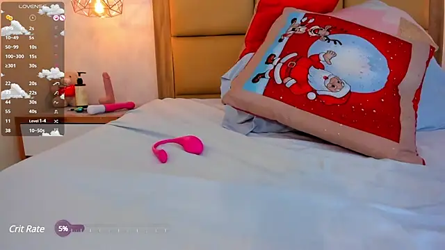 TIFFANYRUSSO online show from December 12, 2024, 7:52 am