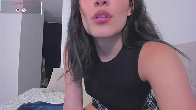 TIFFANYRUSSO online show from July 25, 2026, 6:00 am