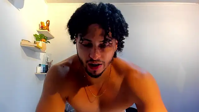 Kris Khalifa69 online show from May 20, 2026, 1:01 am