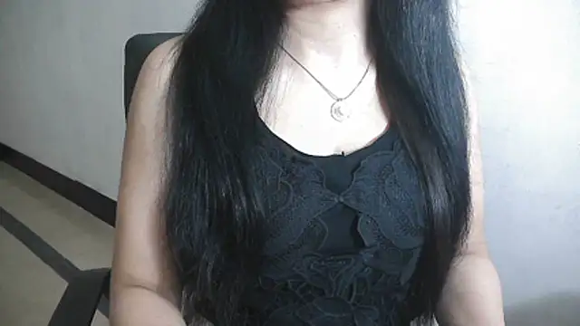 Snapshot of Chanchal--Navya chatting on February 20, 2026, 5:24 pm Chanchal--Navya online show from February 20, 2026, 5:24 pm