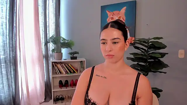 Snapshot of LiaPearce chatting on June 23, 2026, 3:54 pm LiaPearce online show from June 23, 2026, 3:54 pm