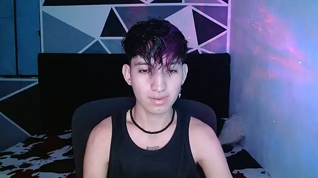 littlextreme online show from December 11, 2024, 1:15 am