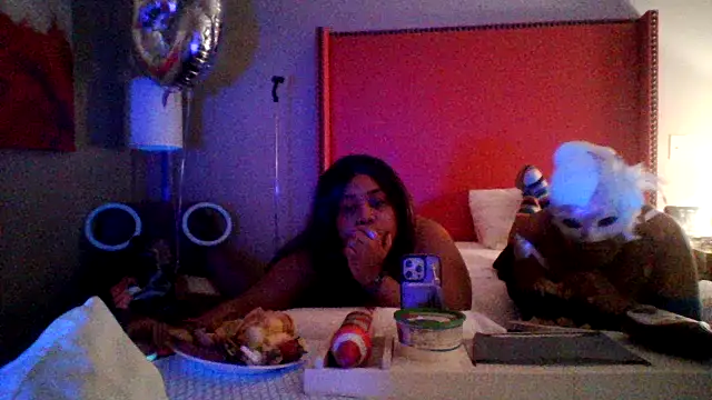 Silhouette J online show from March 21, 2026, 3:00 am