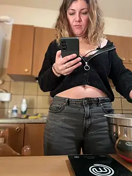 DaisyVibesss online show from January 15, 2025, 9:24 am