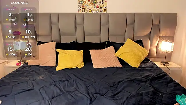 Nickytouse online show from February 11, 2025, 2:14 am