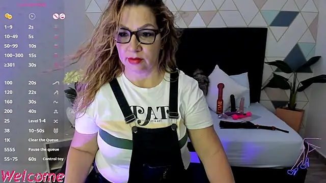 Snapshot of gisela27 chatting on January 24, 2025, 12:31 pm gisela27 online show from January 24, 2025, 12:31 pm