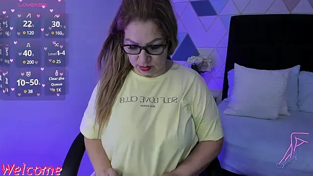 Snapshot of gisela27 chatting on February 10, 2025, 12:18 pm gisela27 online show from February 10, 2025, 12:18 pm