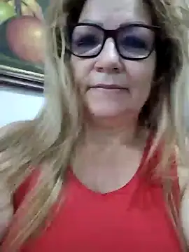 Snapshot of gisela27 chatting on March 9, 2025, 11:35 pm gisela27 online show from March 9, 2025, 11:35 pm