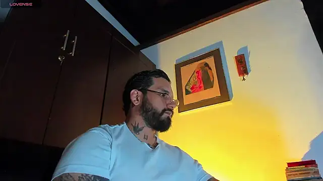 CamiloGray  online show from March 26, 2026, 2:44 pm