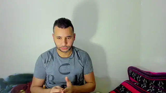 Dani Lop online show from March 8, 2025, 2:40 pm