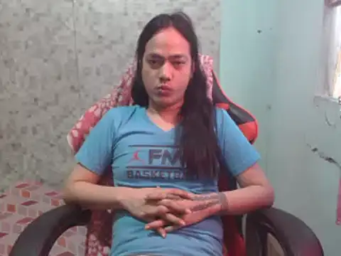 itsmacky4u online show from January 13, 2025, 7:43 am
