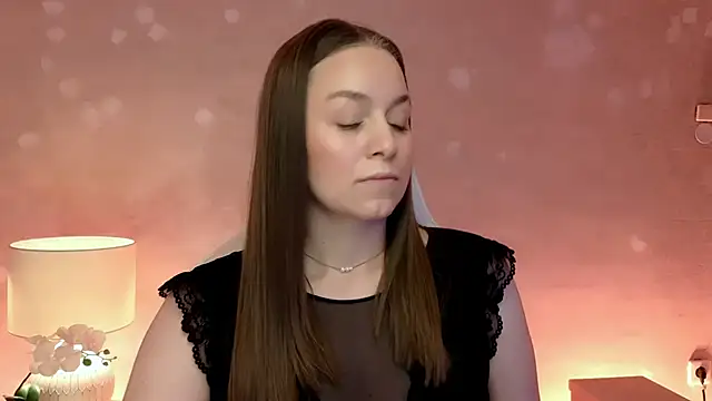 MilaFleur online show from May 30, 2026, 2:03 pm