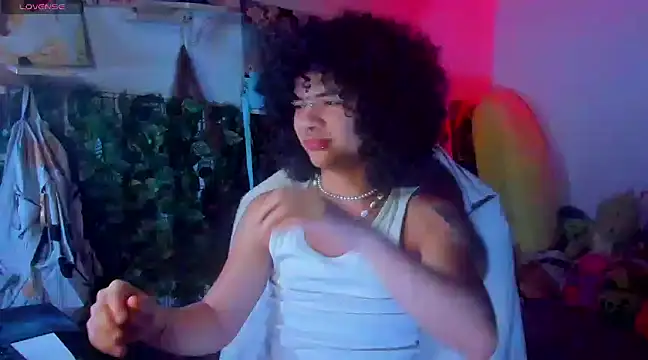 sweetvond  online show from March 3, 2025, 3:52 am
