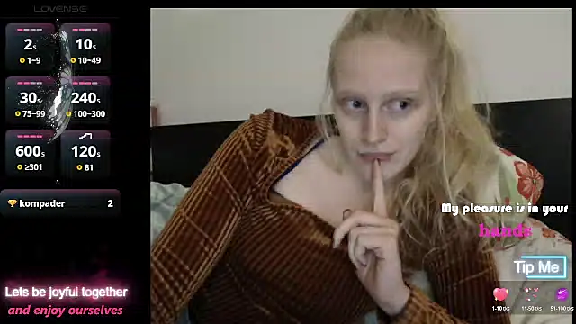 VeronicaJoyful online show from November 16, 2025, 11:54 pm