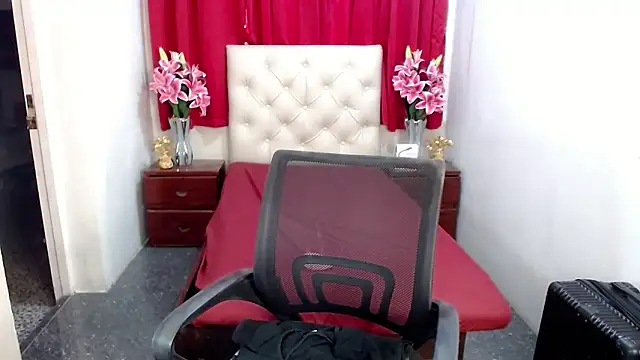 Snapshot of xSexynineDollx chatting on January 17, 2025, 2:08 am xSexynineDollx online show from January 17, 2025, 2:08 am